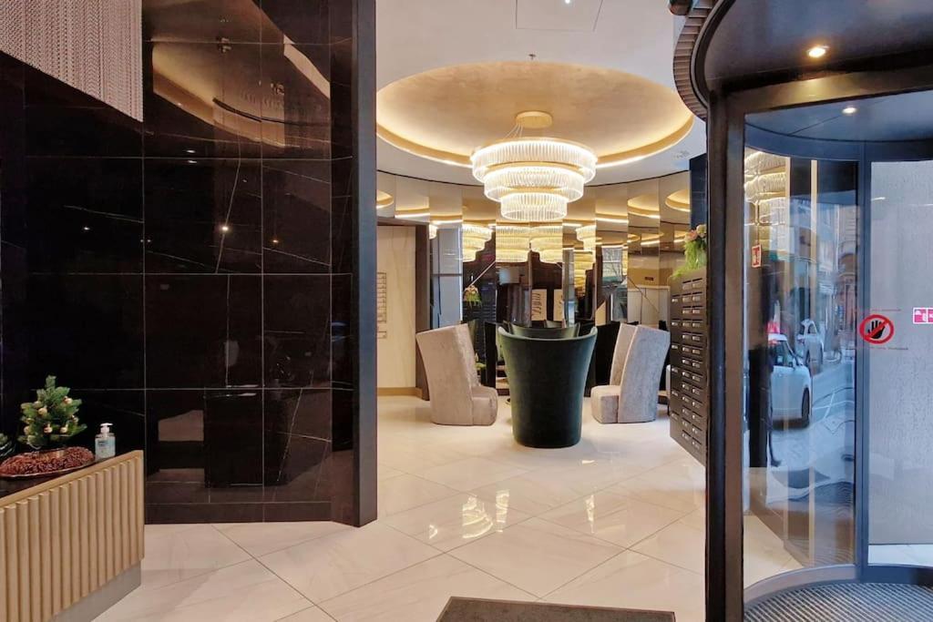 2Budapest Eye-Freegym And Sauna Luxury Home Экстерьер фото