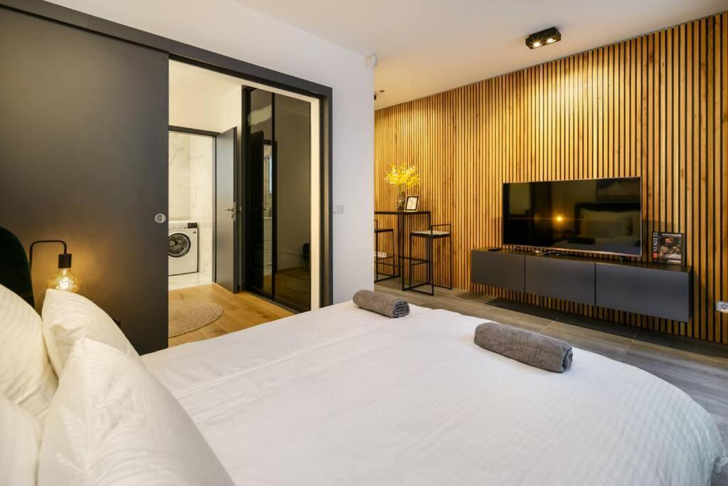 2Budapest Eye-Freegym And Sauna Luxury Home Экстерьер фото